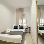 Apartment Isa Palacio De Congresos *