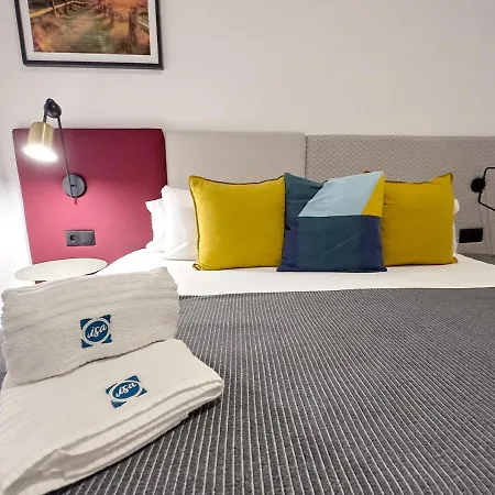 Isa Palacio De Congresos Apartamento *