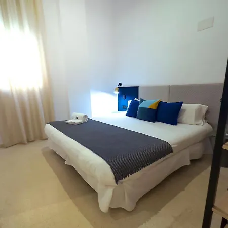 Isa Palacio De Congresos Apartment *